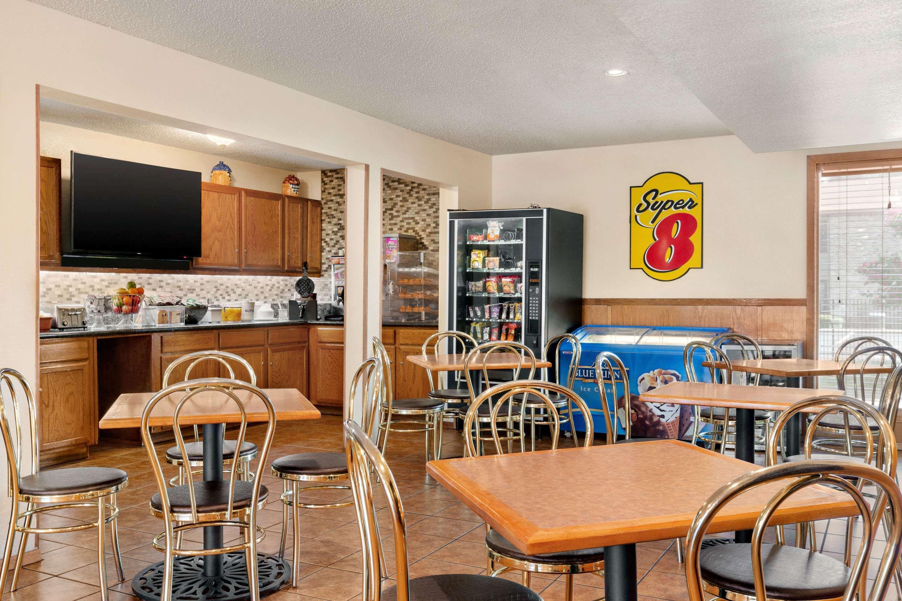 Super 8 By Wyndham Waco University Area Exterior foto